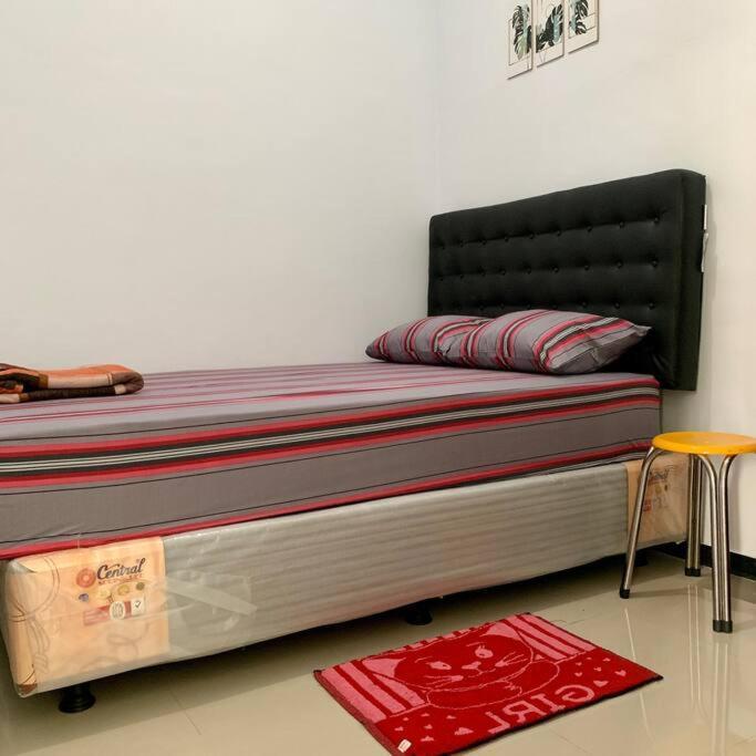 Kayz Villa Batu Dengan Kolam Renang Pribadi Extérieur photo